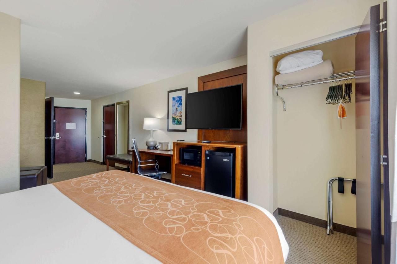 Comfort Suites Pflugerville - Austin North Экстерьер фото